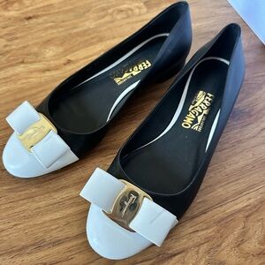 Salvatore Ferragamo Ballerine Flats